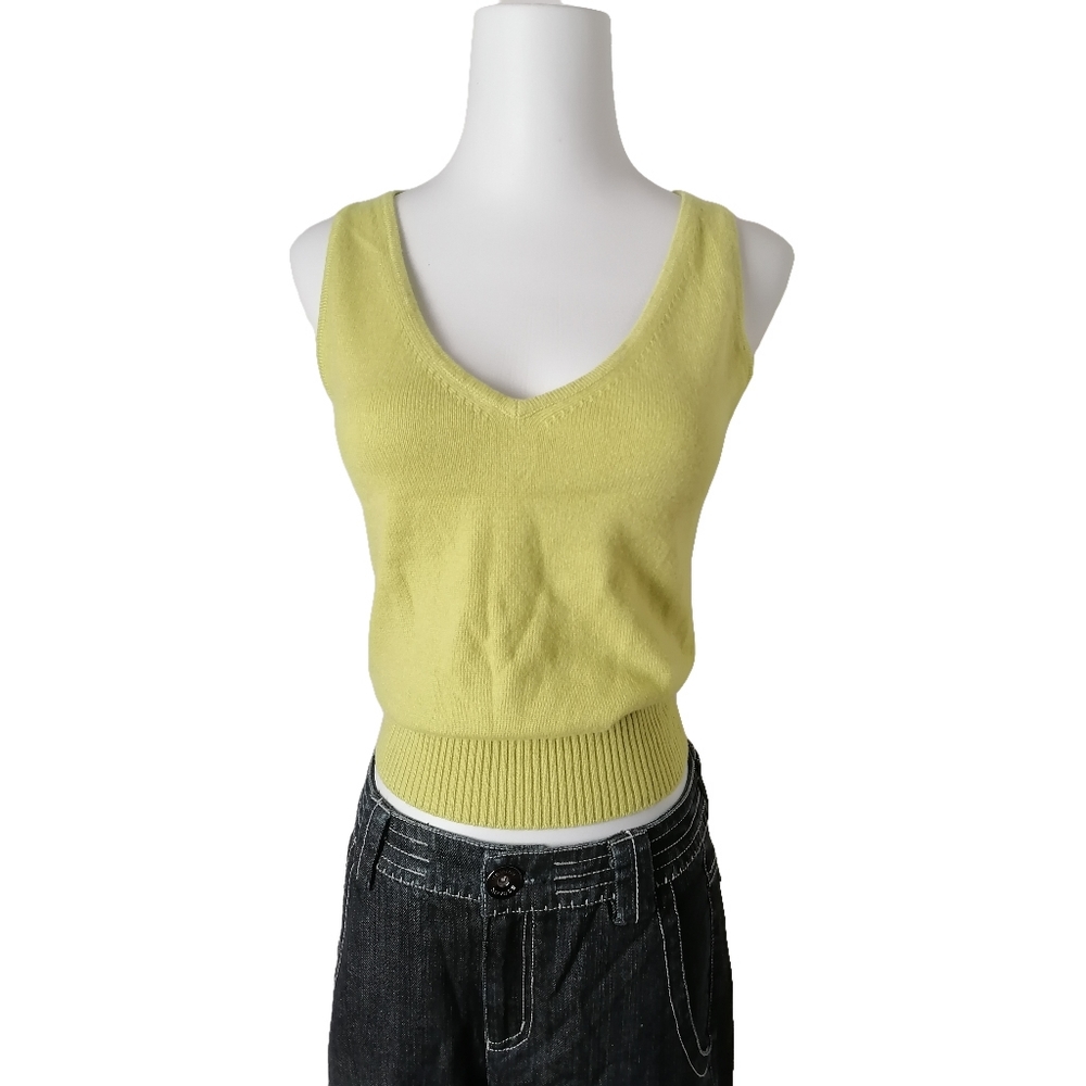 🌱 vintage yellow-green V-neck cashmere top by Dawson Cashmere Company